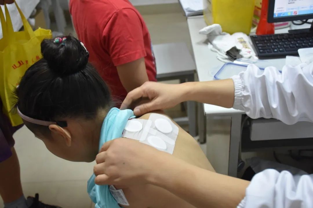 1、三伏貼的作用功效及適用人群的選擇